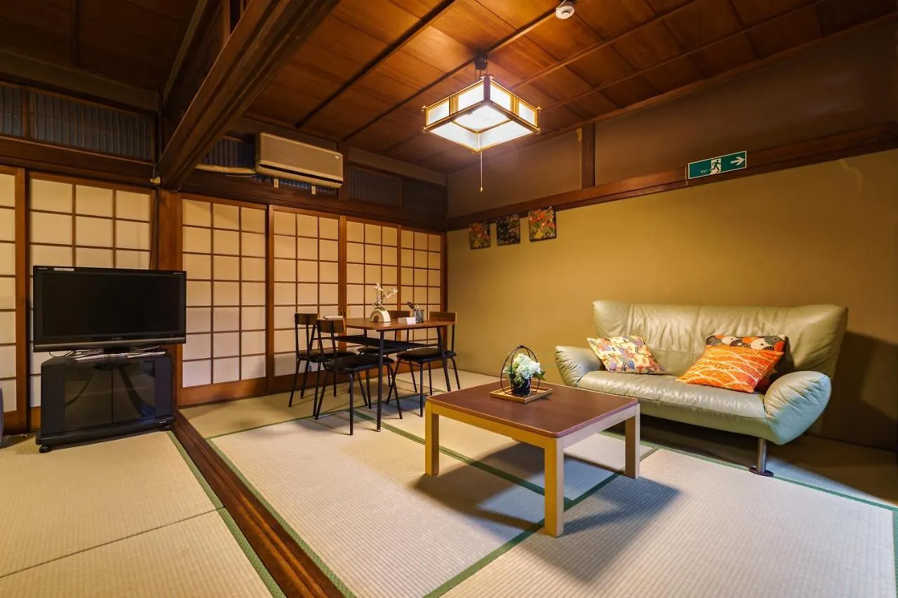 Old Japanese-Style House In Noda Oszaka 0*,