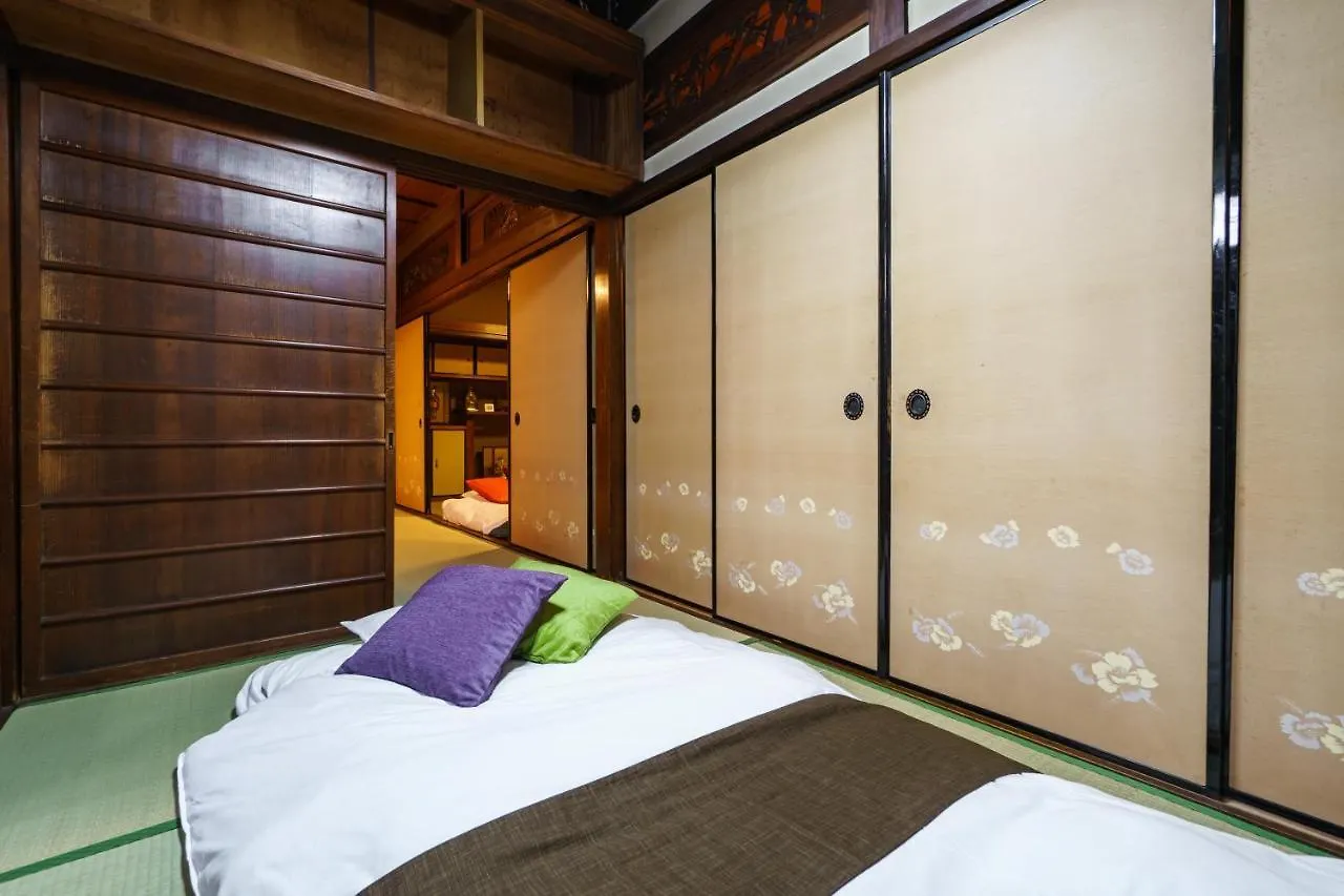 Old Japanese-Style House In Noda Oszaka 0*,